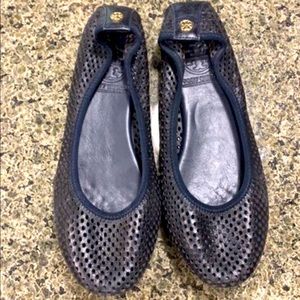 Tory Burch Navy Blue Flats Women’s Size 5.5